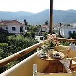 Smile Stella * Skopelos Town