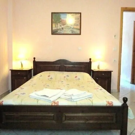 Smile Stella * سكوبيلوس تاون