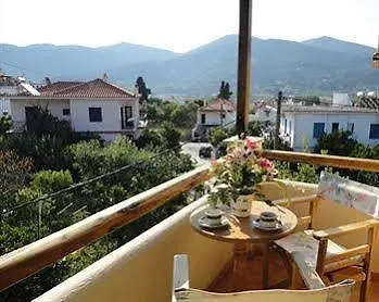 Smile Stella * Skopelos Town